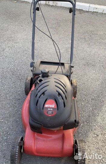 Бензиновая газонокосилка MTD Smart 46 PO
