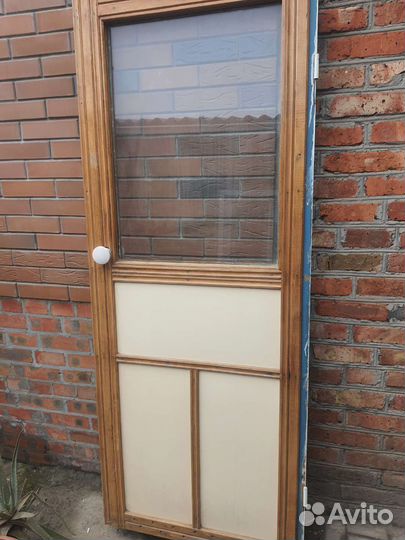 Дверь деревянная бу