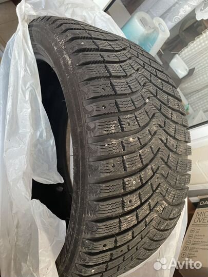 Michelin Latitude X-Ice 265/45 R20 и 295/40 R20 25J