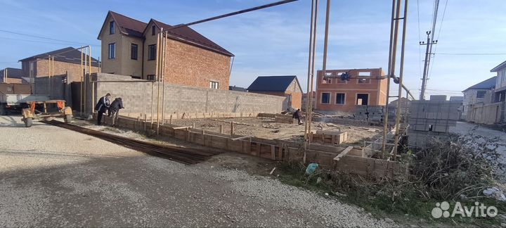 Бетонные работы, заливка фундамента, лестницы