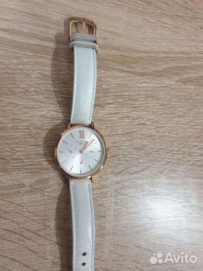 Часы женские casio sheen со стразами swarovski