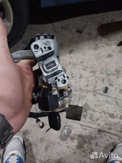 Замок зажигания pajero sport 1