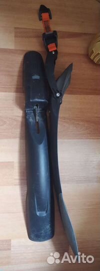 Крылья велосипедные и подножка