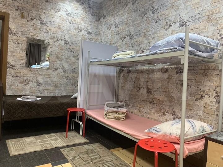 Комната 23 м² в 2-к., 1/15 эт.