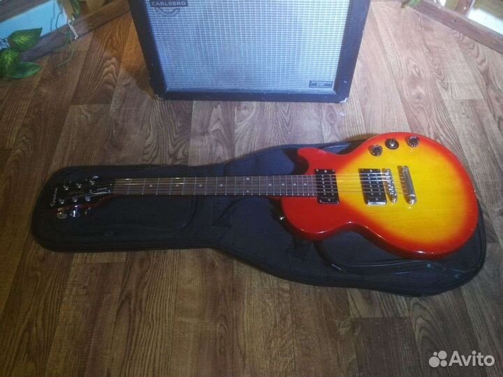 Электрогитара