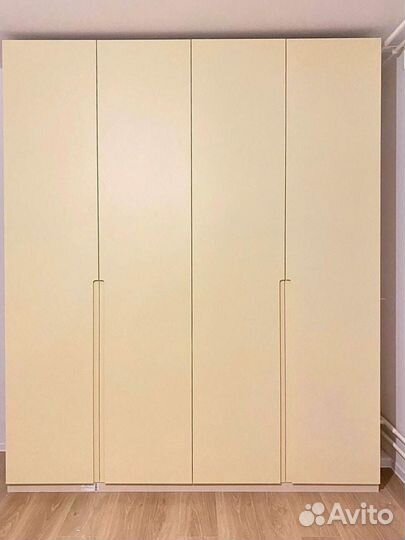 Шкафы распашные на заказ фабричного качества