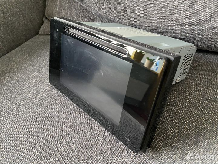 Штатная магнитола Fujitsu Ten с Toyota Fortuner