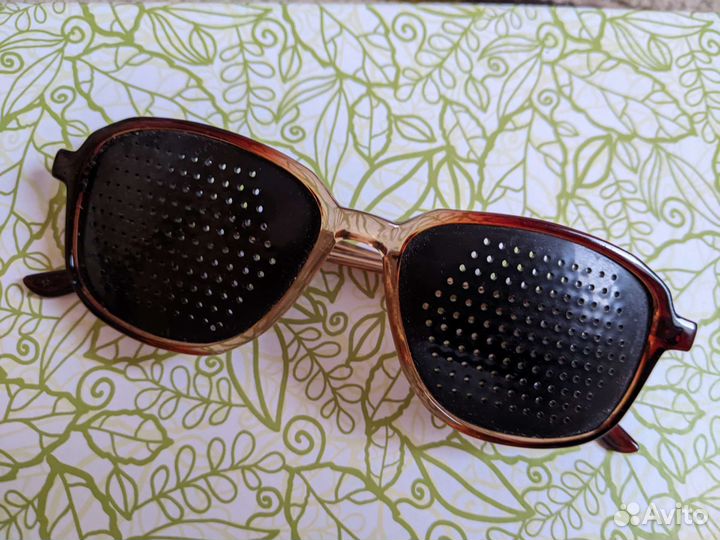 Очки тренажеры