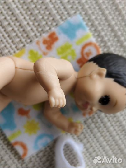 Малыш пупсик Barbie FHY77