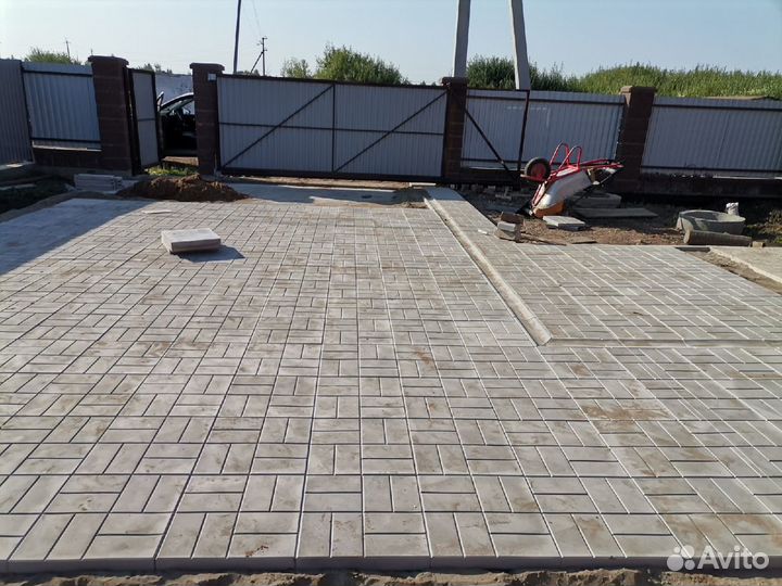 Укладка тротуарной плитки, брусчатки