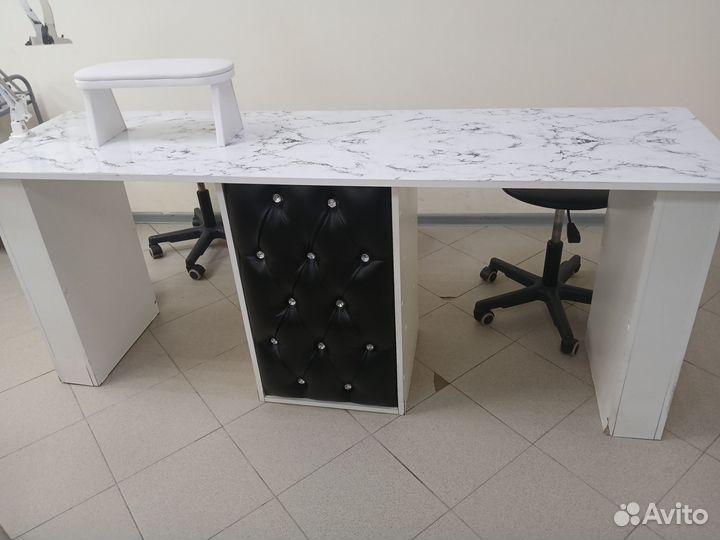 Стол для маникюра