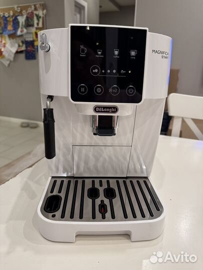Кофемашина delonghi ecam 220.21