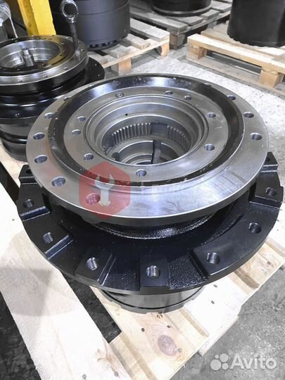 Редуктор хода Hitachi EX200LC-5HHE