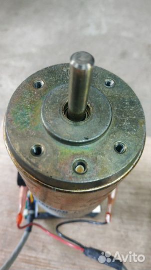 Электродвигатель постоянного тока 30 вольт