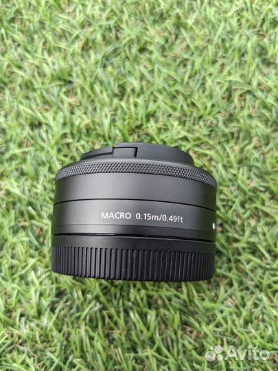 Canon EF-M 22mm f/2 STM