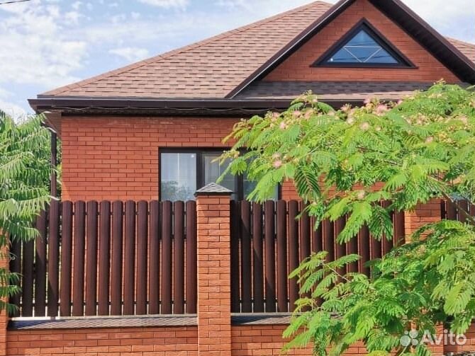 Колпак заборный коричневый Everest 1.5к (385/385)