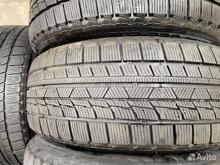 Tourador Winter Pro TSU2 215/55 R17