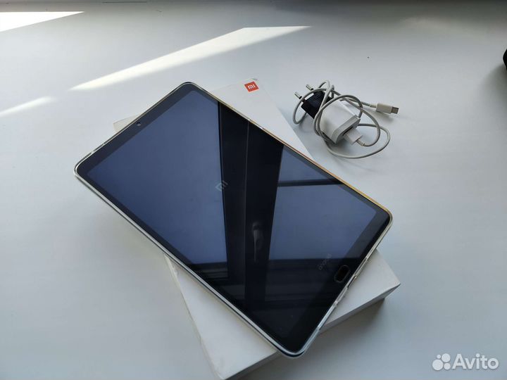 Планшет Xiaomi MiPad 4 Plus