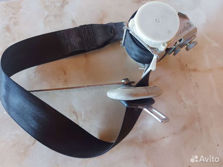 Ремень безопасности фольксваген т5 3го ряда