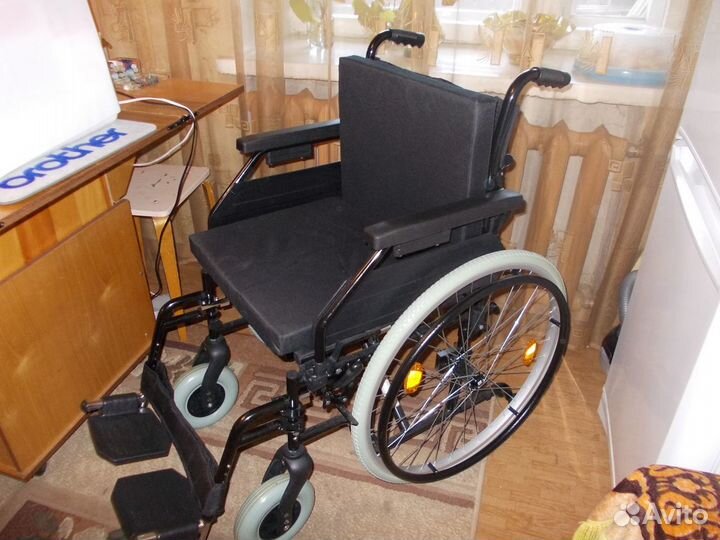 Инвалидная коляска, санитарный стул, фиксаторы