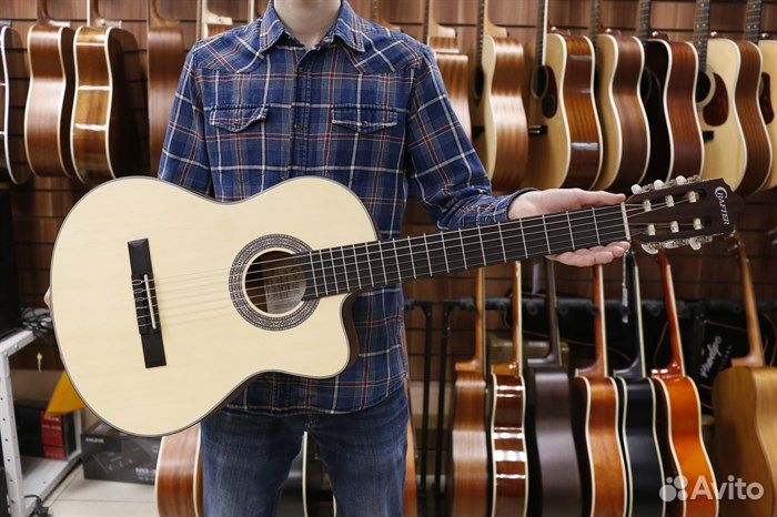 Электроакустическая классическая гитара Crafter HC