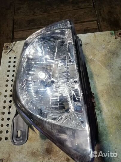 Фара на иномарку