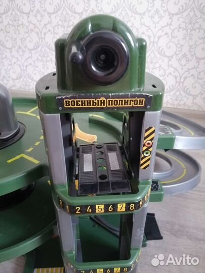 Военный полигон (парковка)