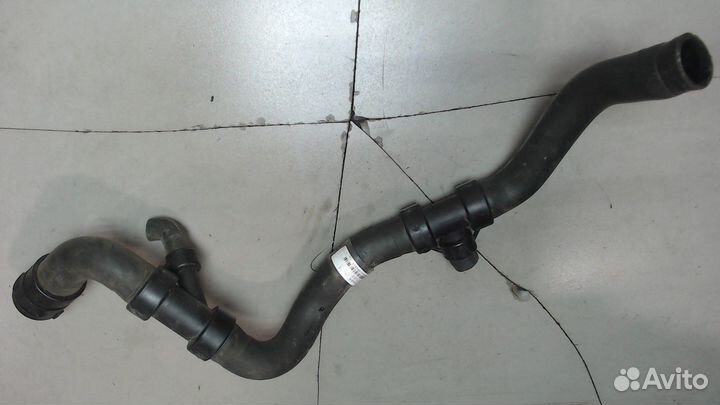 Патрубок охлаждения Volvo S60 2010, 2013