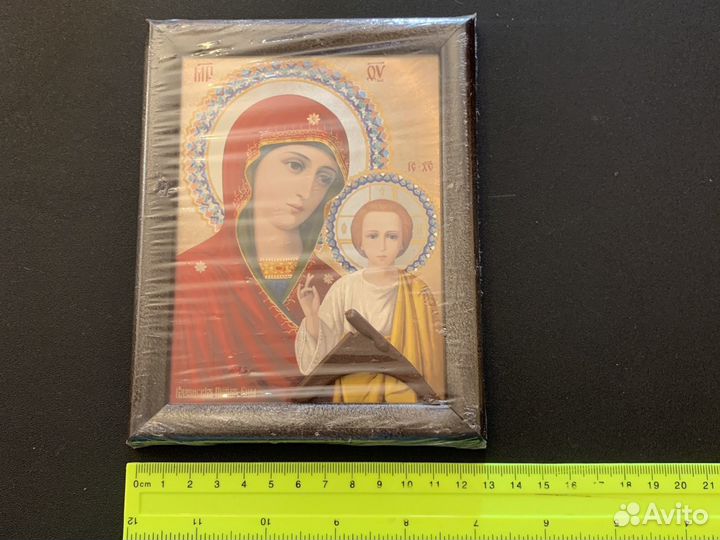 Иконы божей матери и др. 4 шт