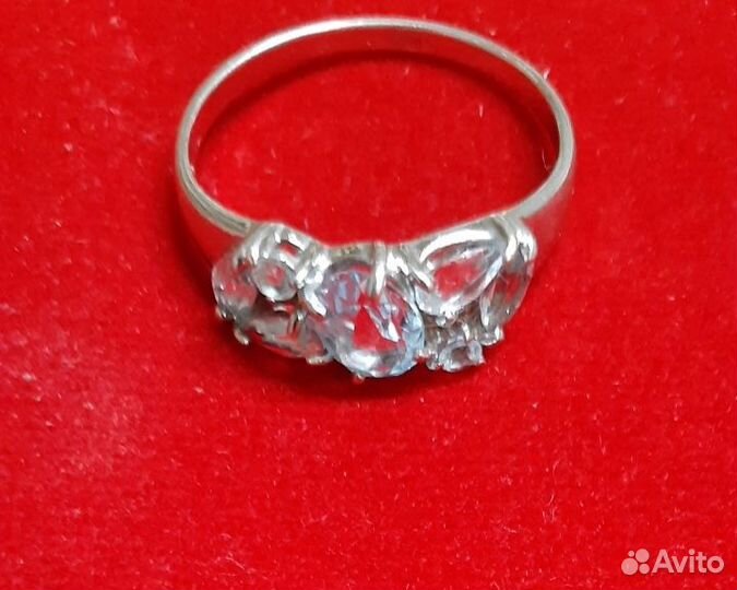 Серебряное кольцо