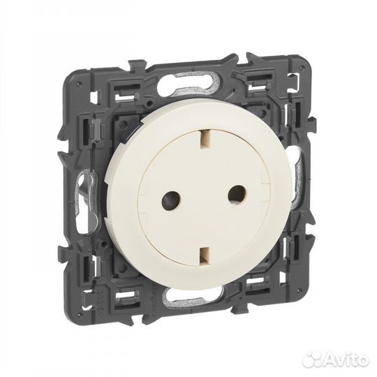 Legrand Celiane2 Бежевый Розетка с плоской лицевой панелью с/з, безвинтовой зажим (накладка+механизм