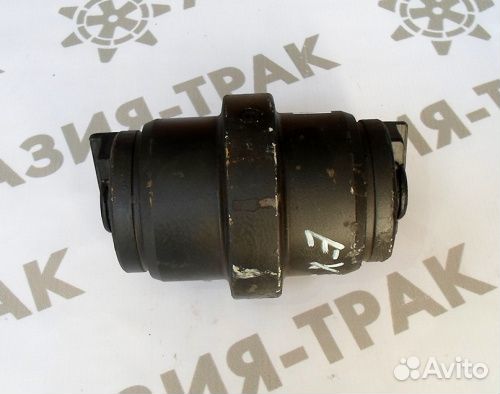 Опорный каток на Hitachi EX30 / zх30