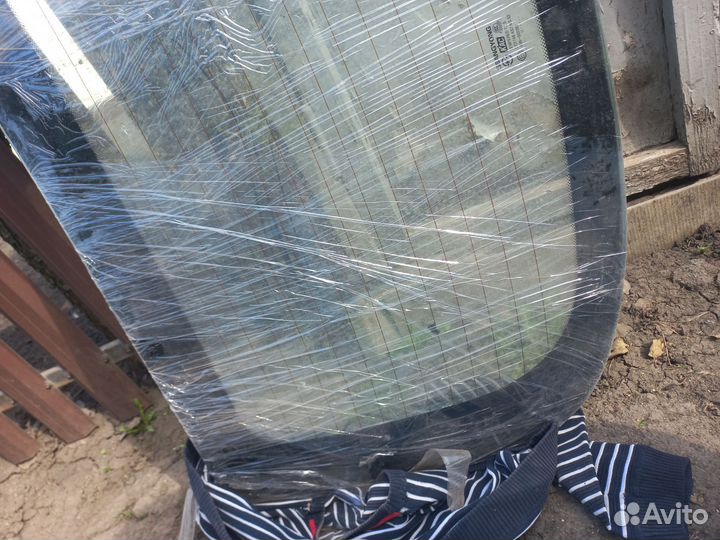 Стекло крышки багажника ssang yong