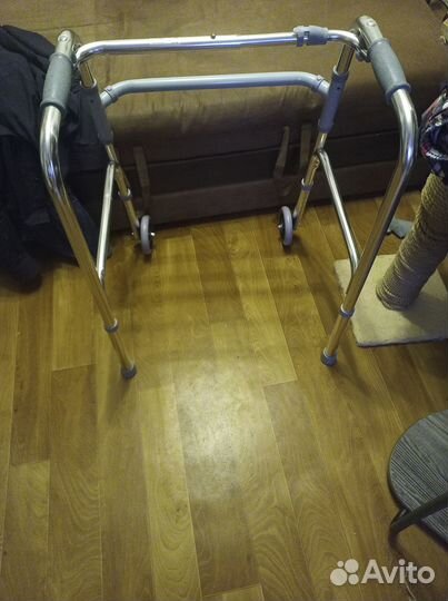 Ходунки для взрослых на колесах бу