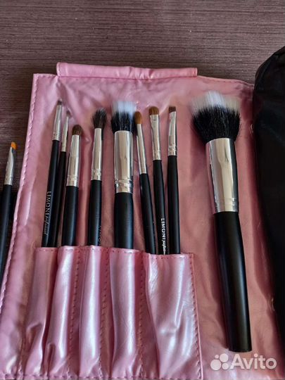Кисти для макияжа