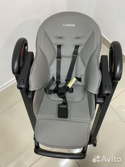 Стульчик для кормления Luxmom B2