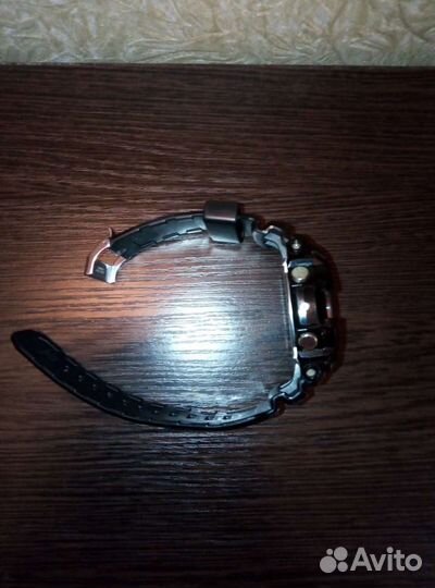 Часы Casio G-shock GA200 BW