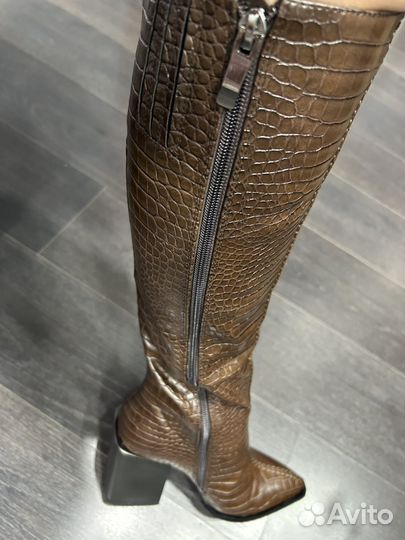 Сапоги женские демисезонные 35-36 размера