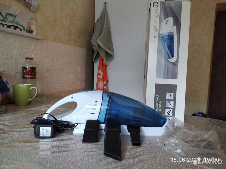 Аккумуляторный ручной пылесос