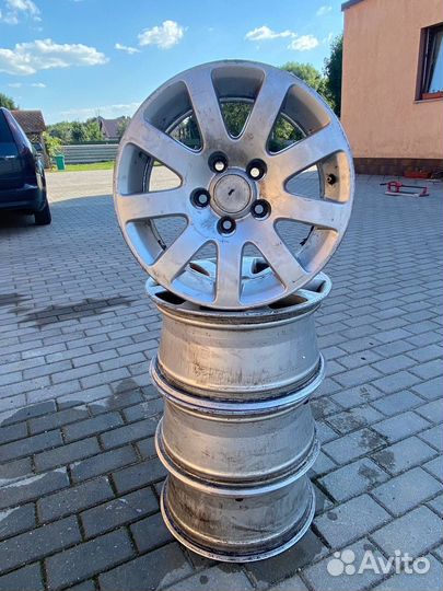 Литые лиски r15