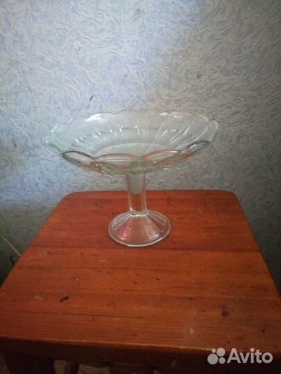 Хрустальная ваза для фруктов на ножке и др