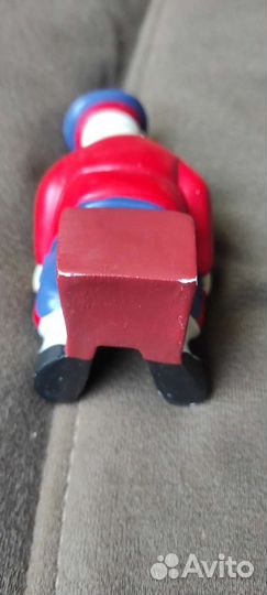 Фарфоровые статуэтки