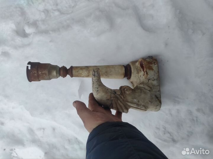 Светильник из камня