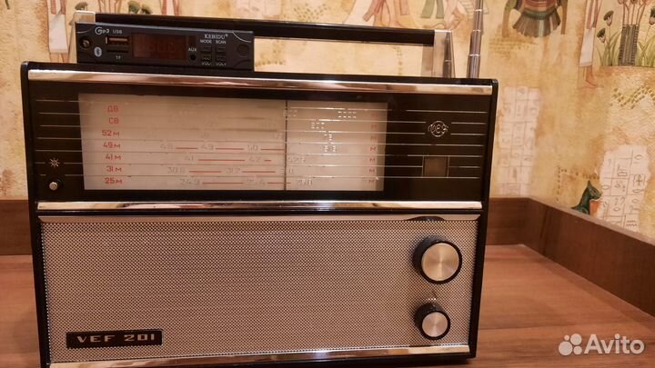 Радиоприемник СССР с FM Vef 201 с FM