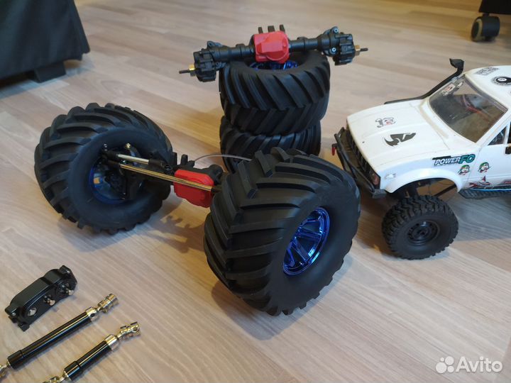 Комплект traxxas 1:10 мост, колёса, раздатка, кард