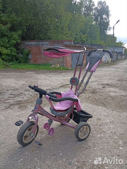 Трехколесный велосипед с родительской ручкой