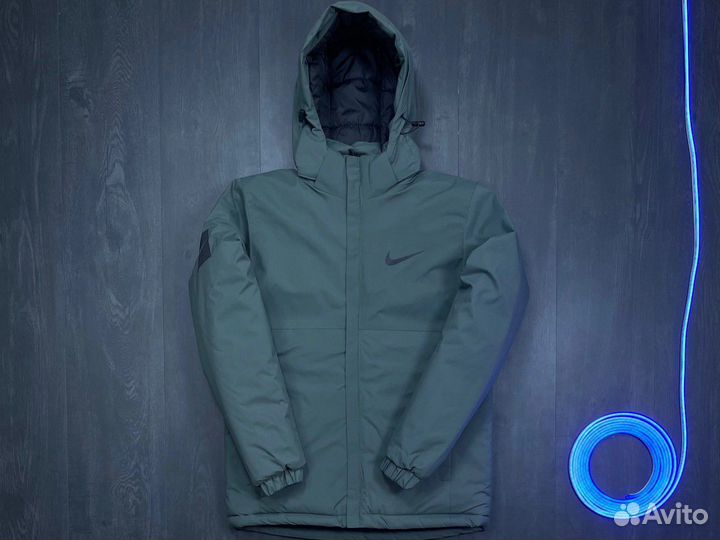 Зимние куртки Nike