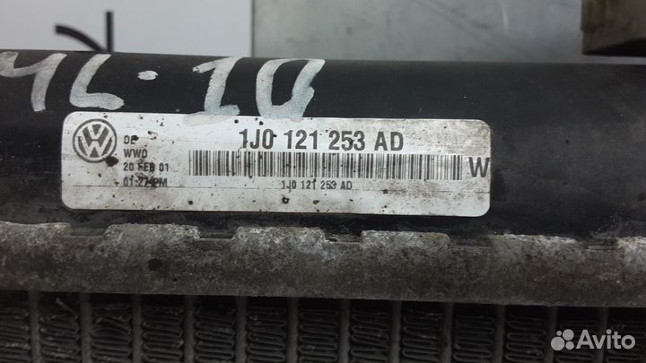 Радиатор (основной) Audi TT 8N 2001