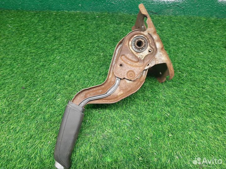 В наличии: Ручник на Ford Mondeo 4