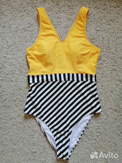 Купальник закрытый М